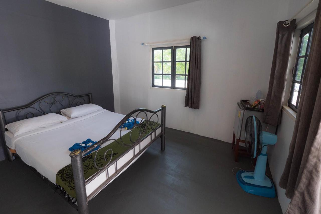 Asia Blue - Beach Hostel Hacienda Ko Pha Ngan Bagian luar foto